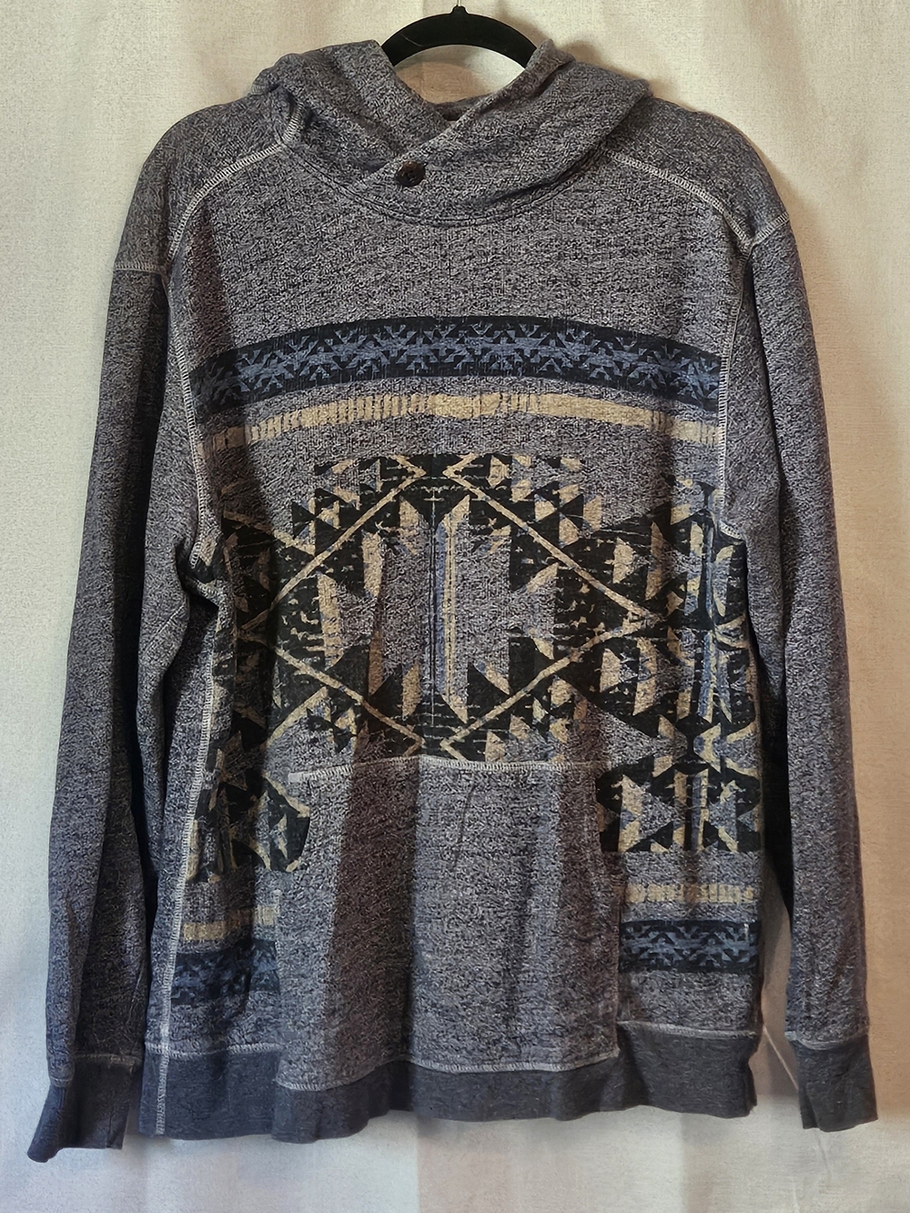 Retrofit Men's Gray Crewneck Sweater with Blue and Cream Pattern